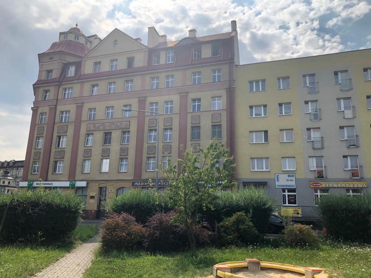 Apartament Мисловице Екстериор снимка